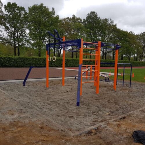 Calisthenics toestel Nippur S 102 buitenfitness toestellen skwshop calisthenics amersfoort buitenfitness toestellen skwshop