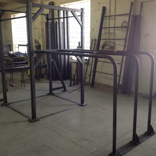 Calisthenics toestel Nippur S 101 outdoor bootcamp productie outdoor bootcamp productie